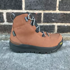 Oboz Footwear Oboz Women's Sphinx Mid Insulated B-Dry Waterproof (85502)